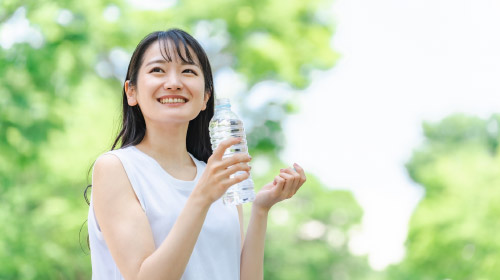 【生活コストを削減】飲料水にかかるコストを比較！止まらない物価高騰への対策を紹介！